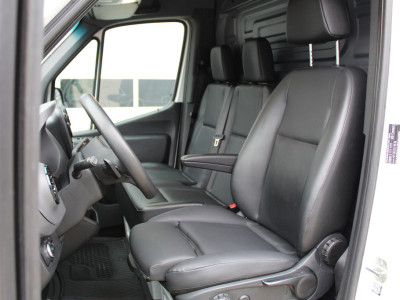 Mercedes-Benz Sprinter 316 311 164Pk 2.2 CDI L3H2 | 360 Camera | 1 eigenaar foto 9