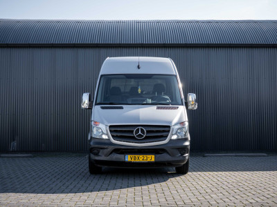 Mercedes-Benz Sprinter 316 CDI 160PK L2H2 | Automaat | 3.5T Trekgewicht | 3-Zits | Camera | Cruise | Stoelverw. | Navi foto 3