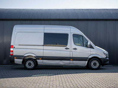Mercedes-Benz Sprinter 316 CDI 160PK L2H2 | Automaat | 3.5T Trekgewicht | 3-Zits | Camera | Cruise | Stoelverw. | Navi foto 6