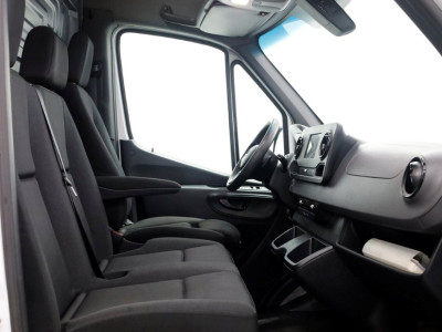 Mercedes-Benz Sprinter 316 CDI 163pk RWD L2H2 7G Automaat Airco/Navi/Trekhaak 3500kg 08-2020 foto 3