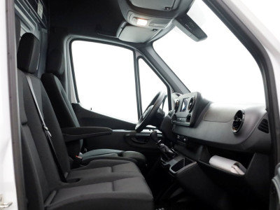 Mercedes-Benz Sprinter 316 CDI 163pk RWD L2H2 Kerstner Koelwagen 12V + 230V Nachtstekker 05-2020 foto 5