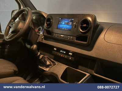 Mercedes-Benz Sprinter 316 CDI 164pk L2H2 Euro6 Airco | Camera | Navigatie | Trekhaak | Cruisecontrol Bijrijdersbank foto 14