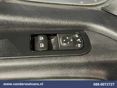 Mercedes-Benz Sprinter 316 CDI 164pk L2H2 Euro6 Airco | Camera | Navigatie | Trekhaak | Cruisecontrol Bijrijdersbank foto 19