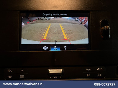 Mercedes-Benz Sprinter 316 CDI 164pk L2H2 Euro6 Airco | Camera | Navigatie | Trekhaak | Cruisecontrol Bijrijdersbank foto 2
