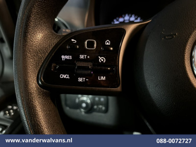 Mercedes-Benz Sprinter 316 CDI 164pk L2H2 Euro6 Airco | Camera | Navigatie | Trekhaak | Cruisecontrol Bijrijdersbank foto 5