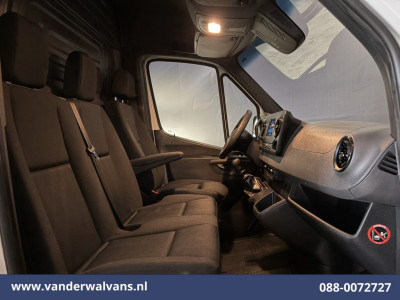 Mercedes-Benz Sprinter 316 CDI 164pk L2H2 Euro6 Airco | Camera | Navigatie | Trekhaak | Cruisecontrol Bijrijdersbank foto 7