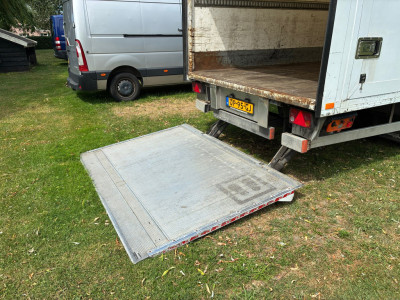 Mercedes-Benz Sprinter 316 CDI BE BAKWAGEN LAADKLEP 4490kg laadvermogen 6