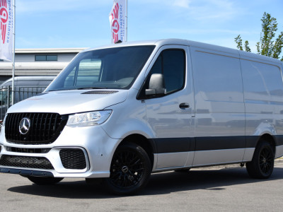 Mercedes-Benz Sprinter 317 1.9 CDI L2H1 AMG Edition Camera, Cruise, Carplay, Stoelverwarming, Clima, Geveerde Stoel, Automaat, Multimedia, Uniek! foto 4