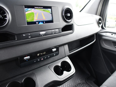 Mercedes-Benz Sprinter 317 1.9 CDI L2H1 RWD Black Edition Camera, Cruise, Carplay, 170pk, Automaat, LED, Multimedia,  Stoelverwarming, UNIEK foto 16
