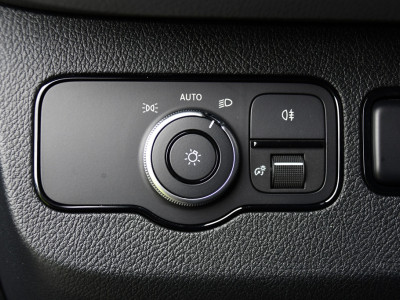 Mercedes-Benz Sprinter 317 1.9 CDI L2H1 RWD Black Edition Camera, Cruise, Carplay, 170pk, Automaat, LED, Multimedia,  Stoelverwarming, UNIEK foto 19