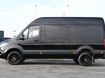 Mercedes-Benz Sprinter 317 1.9 CDI L2H2 Black Edition RWD Cruise, Camera,10.5 Multimedia, Carplay, LED, Standkachel, Multimedia, 170pk, Automaat, UNIEK! foto 6