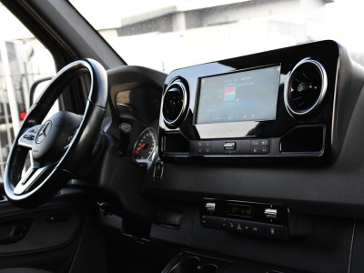 Mercedes-Benz Sprinter 317 1.9 CDI L2H2 Black Edition RWD Cruise, Camera,10.5 Multimedia, Carplay, LED, Standkachel, Multimedia, 170pk, Automaat, UNIEK! foto 8