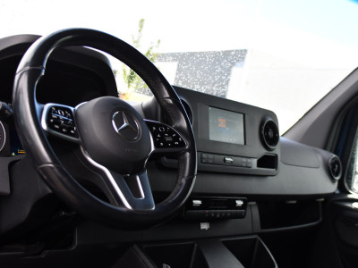 Mercedes-Benz Sprinter 317 1.9 CDI L2H2 RWD AMG Edition Adaptieve Cruise, 360 Camera, Carplay, 2 x Schuifdeur, LED, Automaat, 170pk 3500kg Trekhaak, Uniek! foto 12