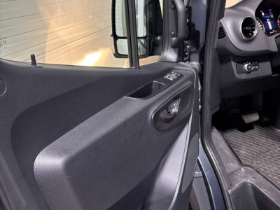 Mercedes-Benz Sprinter 317 1.9 CDI L2H2 RWD Automaat 3500kg trekgewicht VVB505 Prijs zoals getoond foto 17
