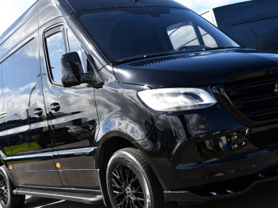 Mercedes-Benz Sprinter 317 1.9 CDI L2H2 RWD Black Edition Camera, Cruise, Carplay, LED, Automaat, Mbux, 170pk, Trekhaak, Uniek! foto 20