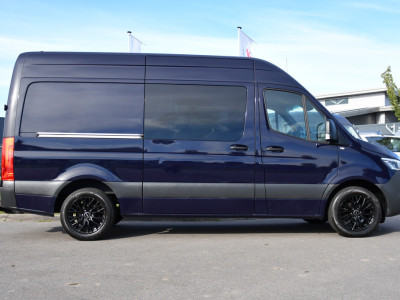 Mercedes-Benz Sprinter 317 1.9 CDI L2H2 RWD DC PB Edition Camera Cruise, Carplay, LED, 3500kg Trekhaak, Geveerde stoel, Standkachel, Automaat, 170pk, Uniek! foto 10