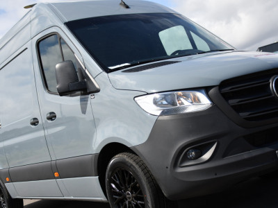 Mercedes-Benz Sprinter 317 1.9 CDI L2H2 RWD PB Edition Camera, Cruise, Carplay, 170pk, Standkachel, Stoelverwarming, Geveerde stoel, Sensoren, Uniek! 18