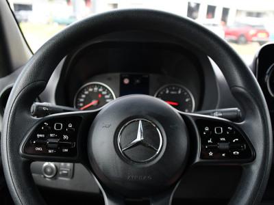 Mercedes-Benz Sprinter 317 1.9 CDI L2H2 RWD PB Edition Camera, Cruise, Carplay, 3500kg Trekhaak, LED, 170pk, 10,5 Mbux, Geveerde stoel, Multimedia, Uniek! foto 14