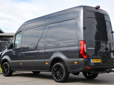 Mercedes-Benz Sprinter 317 1.9 CDI L2H2 RWD PB Edition Camera, Cruise, Carplay, 3500kg Trekhaak, LED, 170pk, 10,5 Mbux, Geveerde stoel, Multimedia, Uniek! foto 3