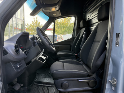 Mercedes-Benz Sprinter 317 1.9 CDI L2H2 RWD | ZB-Edition | Stoelverw. | Standkachel | Camera | Carplay | PDC foto 13
