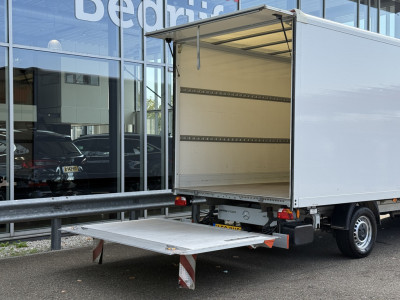 Mercedes-Benz Sprinter 317 1.9 CDI RWD Bakwagen met laadklep | MBUX 10 | Navi | Carplay | Camera | Stoelverw. | Cruisec. foto 8