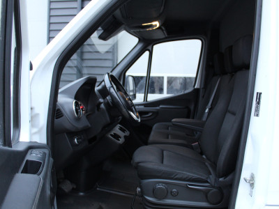 Mercedes-Benz Sprinter 317 170Pk 1.9 CDI L3 RWD Automaat | Trehaak 3.5t | Bakwagen met laadklep foto 4