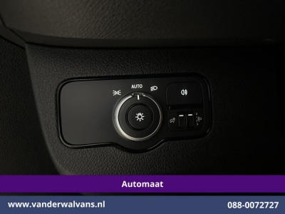 Mercedes-Benz Sprinter 317 CDI 170pk 9G-Tronic Automaat 3500kg Trekhaak L2H2 Euro6 Airco | Camera | Navigatie | Apple Carplay Android Auto, Cruisecontrol, Parkeersensoren, Bijrijdersbank foto 19