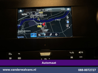 Mercedes-Benz Sprinter 317 CDI 170pk 9G-Tronic Automaat 3500kg Trekhaak L2H2 Euro6 Airco | Camera | Navigatie | Apple Carplay Android Auto, Cruisecontrol, Parkeersensoren, Bijrijdersbank foto 3