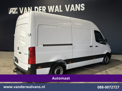 Mercedes-Benz Sprinter 317 CDI 170pk 9G-Tronic Automaat 3500kg Trekhaak L2H2 Euro6 Airco | Navigatie | Apple Carplay Android Auto, Bijrijdersbank foto 10