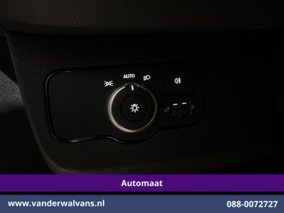 Mercedes-Benz Sprinter 317 CDI 170pk 9G-Tronic Automaat 3500kg Trekhaak L3H2 Euro6 Airco | Camera | Navigatie | Apple Carplay Android Auto, Bijrijdersbank foto 16