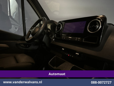 Mercedes-Benz Sprinter 317 CDI 170pk 9G-Tronic Automaat L2H2 Euro6 Airco | Camera | LED | Adaptieve Cruisecontrol Chauffeursstoel, Stoelverwarming, Parkeersensoren, Bijrijdersbank foto 18