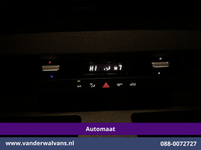 Mercedes-Benz Sprinter 317 CDI 170pk 9G-Tronic Automaat L2H2 Euro6 Airco | Camera | Navigatie | Adaptieve Cruisecontrol | LED Chauffeursstoel, Stoelverwarming, Parkeersensoren, Bijrijdersbank foto 10
