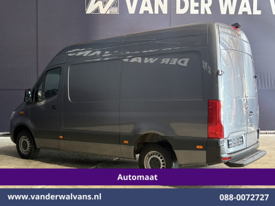 Mercedes-Benz Sprinter 317 CDI 170pk 9G-Tronic Automaat L2H2 Euro6 Airco | Camera | Navigatie | Adaptieve Cruisecontrol | LED Chauffeursstoel, Stoelverwarming, Parkeersensoren, Bijrijdersbank foto 14