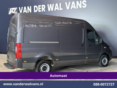 Mercedes-Benz Sprinter 317 CDI 170pk 9G-Tronic Automaat L2H2 Euro6 Airco | Camera | Navigatie | Adaptieve Cruisecontrol | LED Chauffeursstoel, Stoelverwarming, Parkeersensoren, Bijrijdersbank foto 15