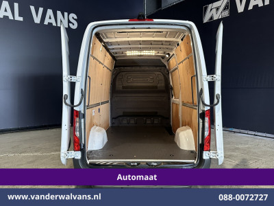 Mercedes-Benz Sprinter 317 CDI 170pk 9G-Tronic Automaat L2H2 Euro6 Airco | Camera | Navigatie | Adaptieve Cruisecontrol | LED Chauffeursstoel, Stoelverwarming, Parkeersensoren, Bijrijdersbank foto 16