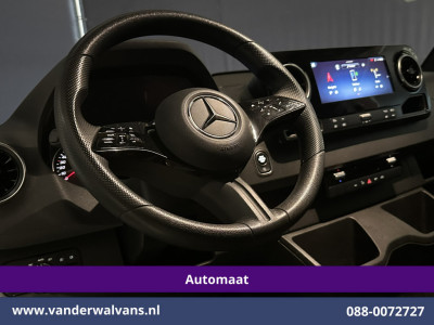 Mercedes-Benz Sprinter 317 CDI 170pk 9G-Tronic Automaat L2H2 Euro6 Airco | Camera | Navigatie | Adaptieve Cruisecontrol | LED Chauffeursstoel, Stoelverwarming, Parkeersensoren, Bijrijdersbank foto 19