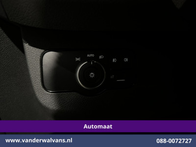 Mercedes-Benz Sprinter 317 CDI 170pk 9G-Tronic Automaat L2H2 Euro6 Airco | Camera | Navigatie | Adaptieve Cruisecontrol | LED Chauffeursstoel, Stoelverwarming, Parkeersensoren, Bijrijdersbank foto 21