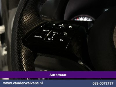 Mercedes-Benz Sprinter 317 CDI 170pk 9G-Tronic Automaat L2H2 Euro6 Airco | Camera | Navigatie | Adaptieve Cruisecontrol | LED Chauffeursstoel, Stoelverwarming, Parkeersensoren, Bijrijdersbank foto 7