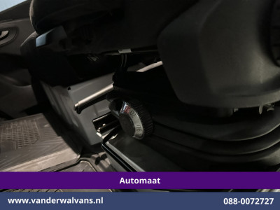 Mercedes-Benz Sprinter 317 CDI 170pk 9G-Tronic Automaat L2H2 Euro6 Airco | Camera | Navigatie | Adaptieve Cruisecontrol | LED Chauffeursstoel, Stoelverwarming, Parkeersensoren, Bijrijdersbank foto 8