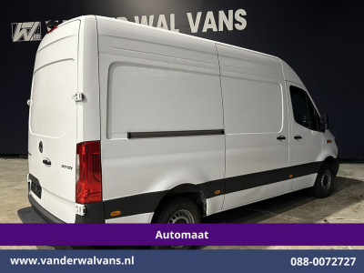 Mercedes-Benz Sprinter 317 CDI 170pk 9G-Tronic Automaat L2H2 Euro6 Airco | Camera | Navigatie | Cruisecontrol Chauffeursstoel, Stoelverwarming, 270 Graden Achterdeuren,  Bijrijdersbank foto 14