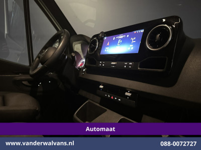 Mercedes-Benz Sprinter 317 CDI 170pk 9G-Tronic Automaat L2H2 Euro6 Airco | Camera | Navigatie | Cruisecontrol Chauffeursstoel, Stoelverwarming, 270 Graden Achterdeuren,  Bijrijdersbank foto 17