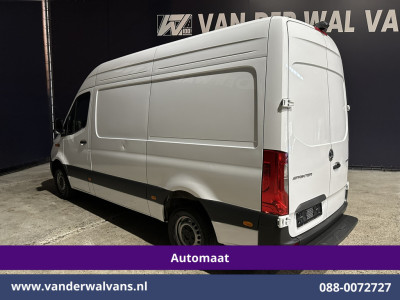 Mercedes-Benz Sprinter 317 CDI 170pk 9G-Tronic Automaat L2H2 Euro6 Airco | Camera | Navigatie | Cruisecontrol | LED Chauffeursstoel, Stoelverwarming, Parkeersensoren, Bijrijdersbank foto 14
