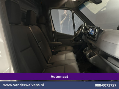 Mercedes-Benz Sprinter 317 CDI 170pk 9G-Tronic Automaat L2H2 Euro6 Airco | Camera | Navigatie | LED | Chauffeursstoel Cruisecontrol, Stoelverwarming, Parkeersensoren, Bijrijdersbank foto 11