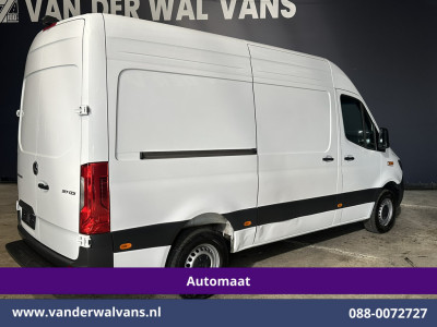 Mercedes-Benz Sprinter 317 CDI 170pk 9G-Tronic Automaat L2H2 Euro6 Airco | Camera | Navigatie | LED | Chauffeursstoel Cruisecontrol, Stoelverwarming, Parkeersensoren, Bijrijdersbank foto 15