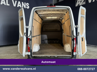 Mercedes-Benz Sprinter 317 CDI 170pk 9G-Tronic Automaat L2H2 Euro6 Airco | Camera | Navigatie | LED | Chauffeursstoel Cruisecontrol, Stoelverwarming, Parkeersensoren, Bijrijdersbank foto 16