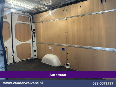 Mercedes-Benz Sprinter 317 CDI 170pk 9G-Tronic Automaat L2H2 Euro6 Airco | Camera | Navigatie | LED | Chauffeursstoel Cruisecontrol, Stoelverwarming, Parkeersensoren, Bijrijdersbank foto 17