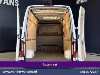 Mercedes-Benz Sprinter 317 CDI 170pk 9G-Tronic Automaat L2H2 Euro6 Airco | Camera | Navigatie | LED | Cruisecontrol | Stoelverwarming Chauffeursstoel, Parkeersensoren, Bijrijdersbank foto 16
