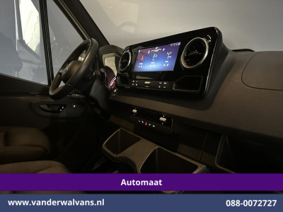 Mercedes-Benz Sprinter 317 CDI 170pk 9G-Tronic Automaat L2H2 Euro6 Airco | Camera | Navigatie | LED | Cruisecontrol | Stoelverwarming Chauffeursstoel, Parkeersensoren, Bijrijdersbank foto 18