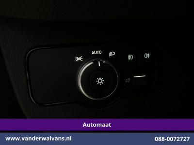 Mercedes-Benz Sprinter 317 CDI 170pk 9G-Tronic Automaat L2H2 Euro6 Airco | Camera | Navigatie | LED | Cruisecontrol | Stoelverwarming Chauffeursstoel, Parkeersensoren, Bijrijdersbank foto 20