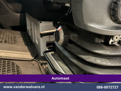 Mercedes-Benz Sprinter 317 CDI 170pk 9G-Tronic Automaat L2H2 Facelift Euro6 Airco | Camera | XXL Navigatie | Cruisecontrol | LED Chauffeursstoel, Parkeersensoren, Stoelverwarming, Bijrijdersbank foto 8